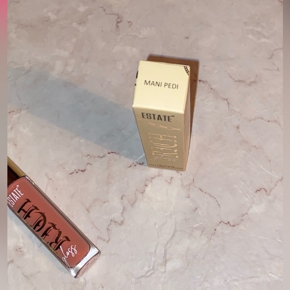 *FREE ESTATE COSMETICS, GLOSS, MANI PEDI cruelty free and vegan - Picture 4 of 8